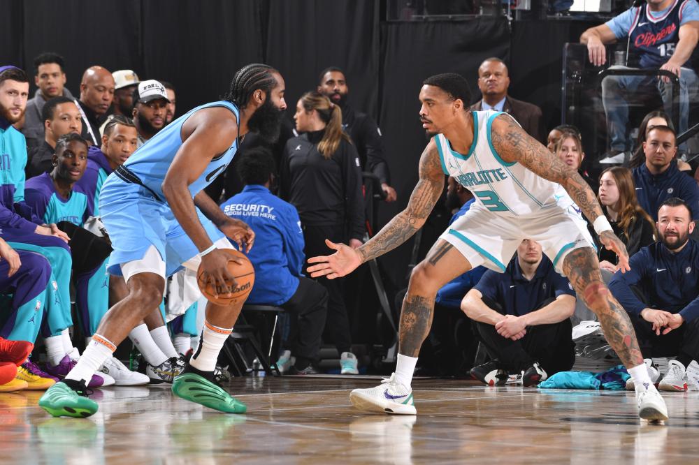 年轻中场 年轻中场