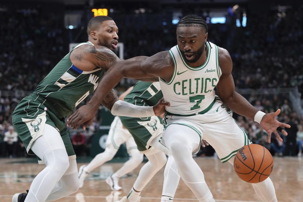 滑雪登山的 滑雪登山的