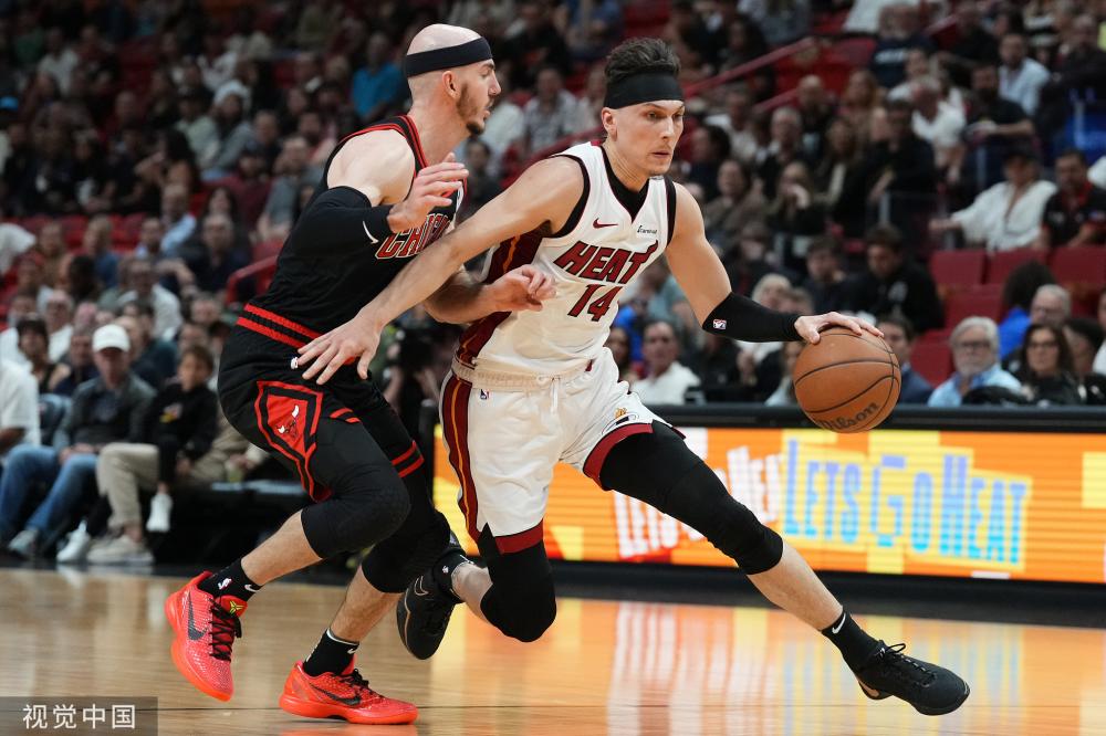 在场上发挥 在场上发挥